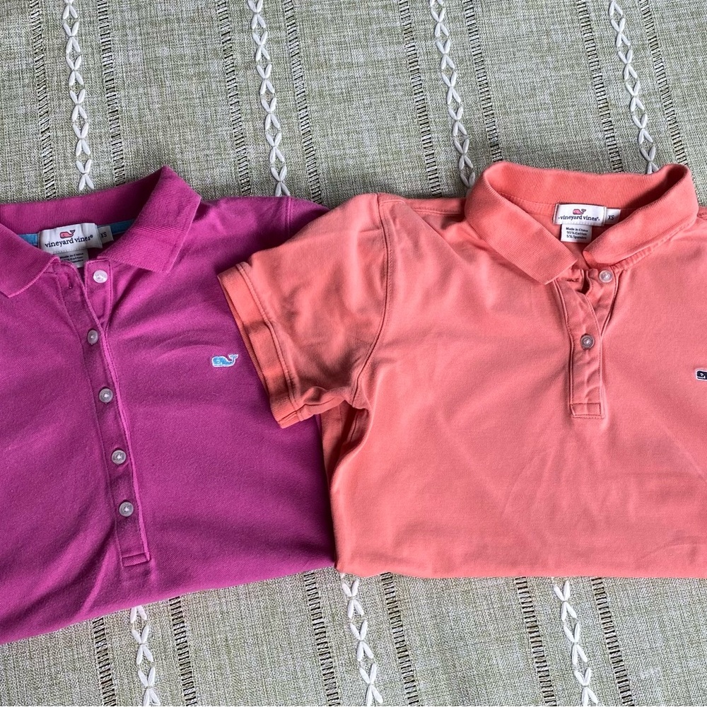 Lot of 2 ladies XS Vineyard Vines polo shirts